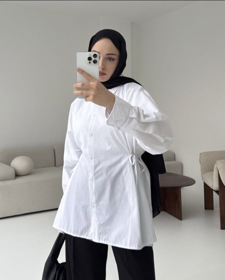 ابيض